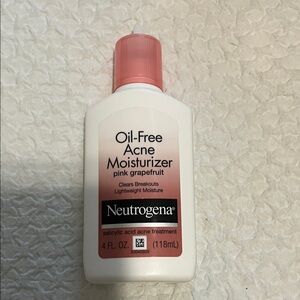 NWT Neutrogena Oil Free Acne Moisturizer